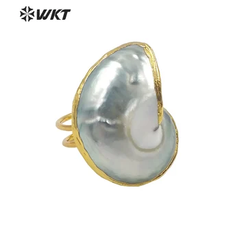 MPR018 Kizárólagos Értékes arany mártott Természetes szürke fosszilis csiga Gyűrű divat lady egyedi Nagy Punk stílus trombita kagyló Gyűrű